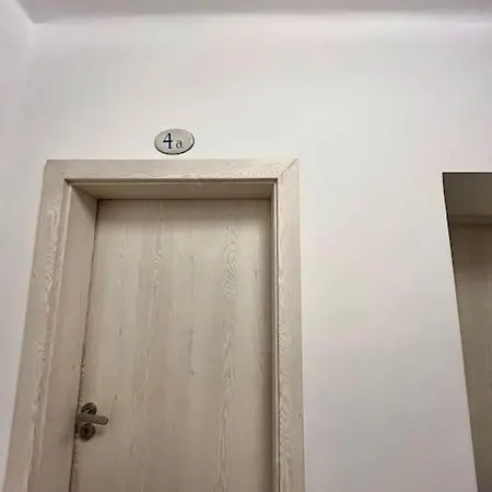 Lovely Victoriei Apartment