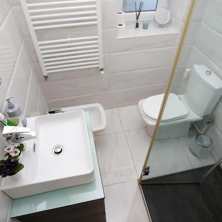 Lovely Victoriei * Bucarest