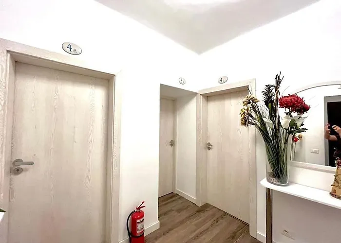 Lovely Victoriei Bucareste