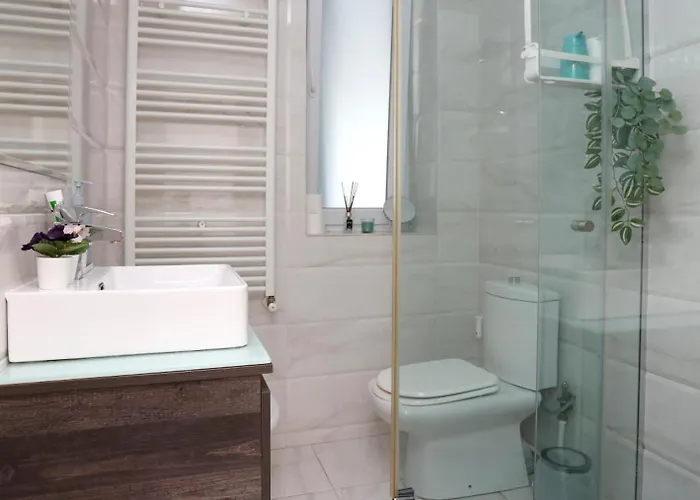 Lovely Victoriei Бухарест