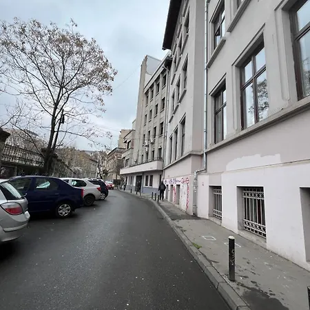 Lovely Victoriei Apartment Bukarest